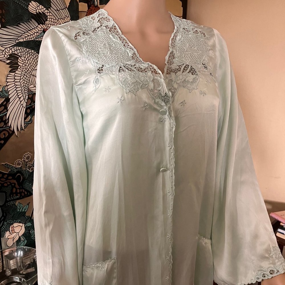Vintage Peony Silk Robe Hand Embroidered 36